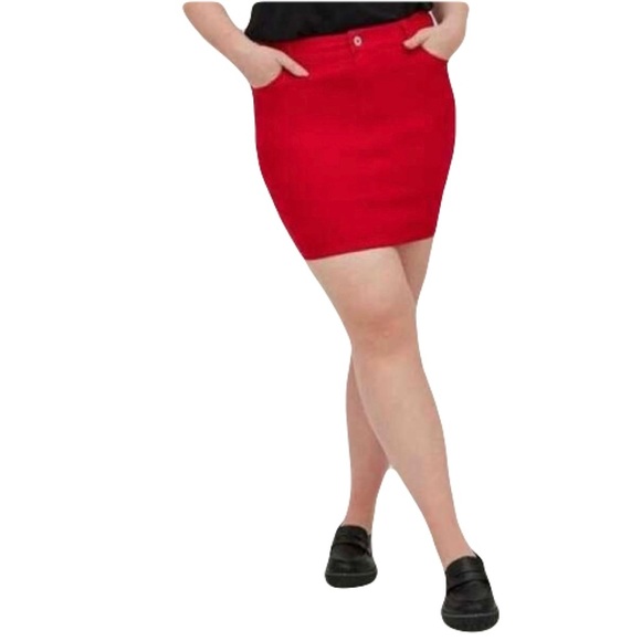TORRID Denim Pencil Mini Skirt Ruby Red Size 22 NWOT Retro Y2K Indie Vintage - Picture 1 of 9